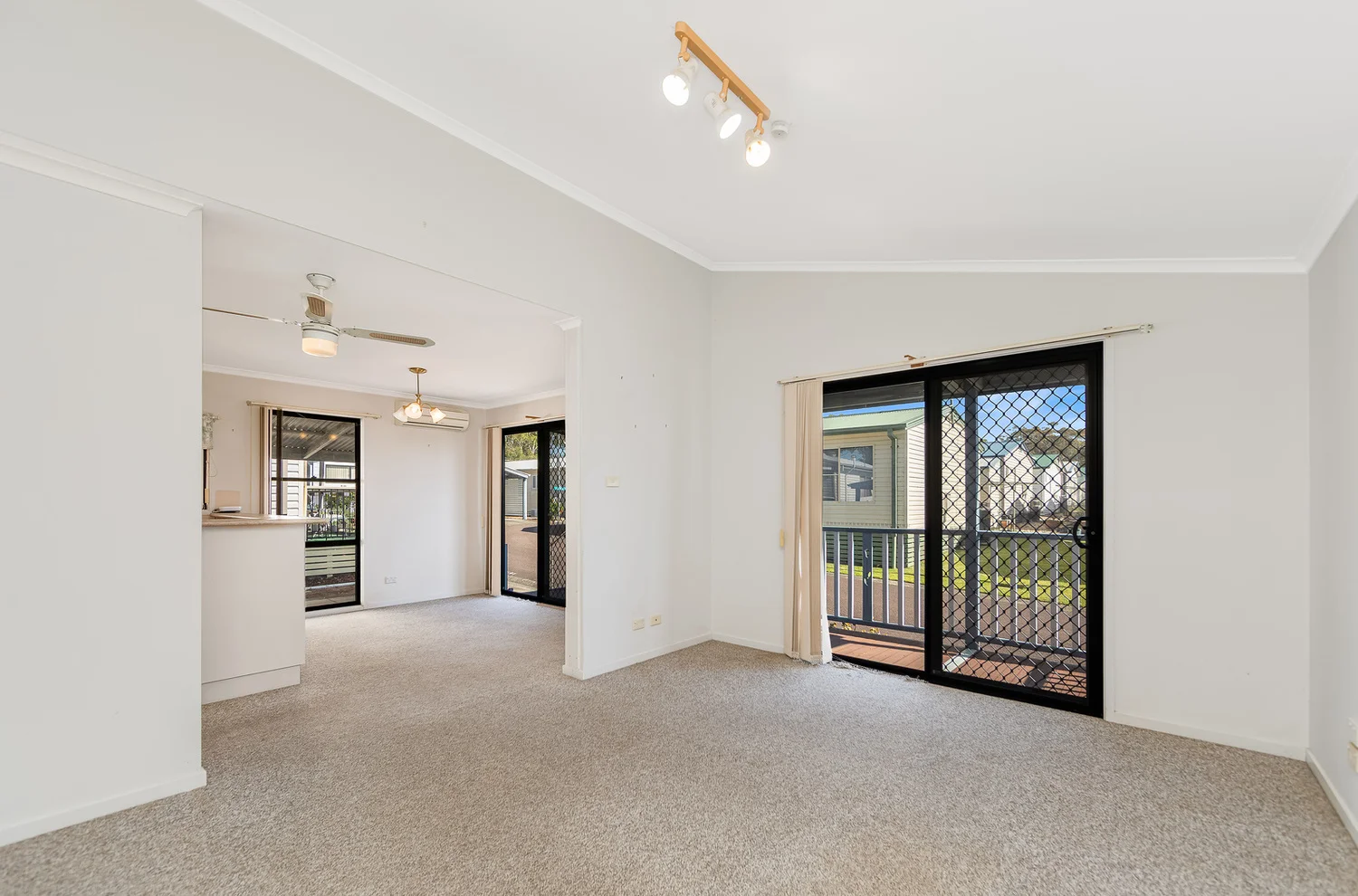 Additional image 2 of 182/186 Sunrise Avenue, Halekulani NSW 2262