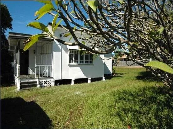 Additional image 12 of 314 Elizabeth Avenue, Clontarf QLD 4019