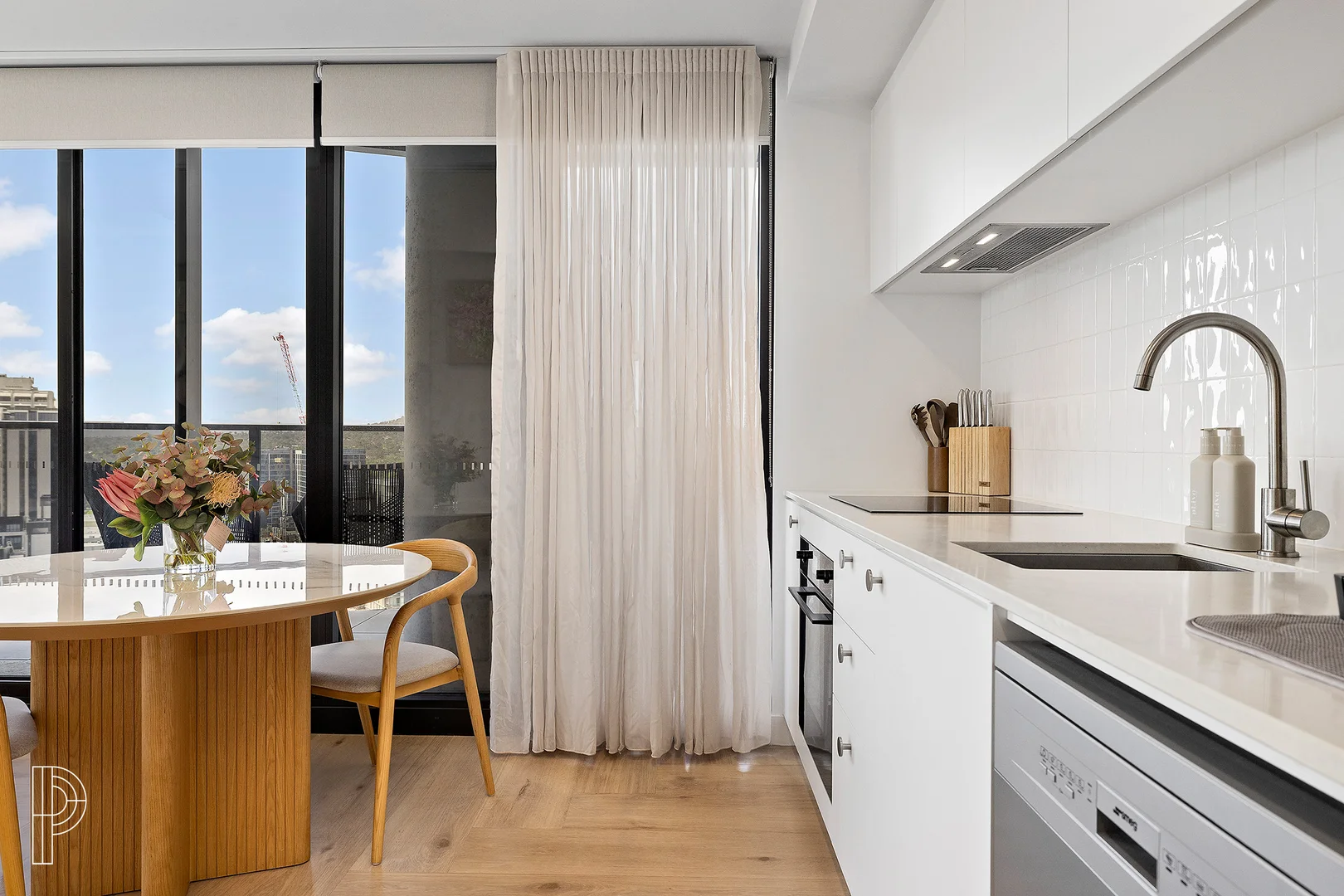 Additional image 3 of 2202/2 Furzer Street, Phillip ACT 2606