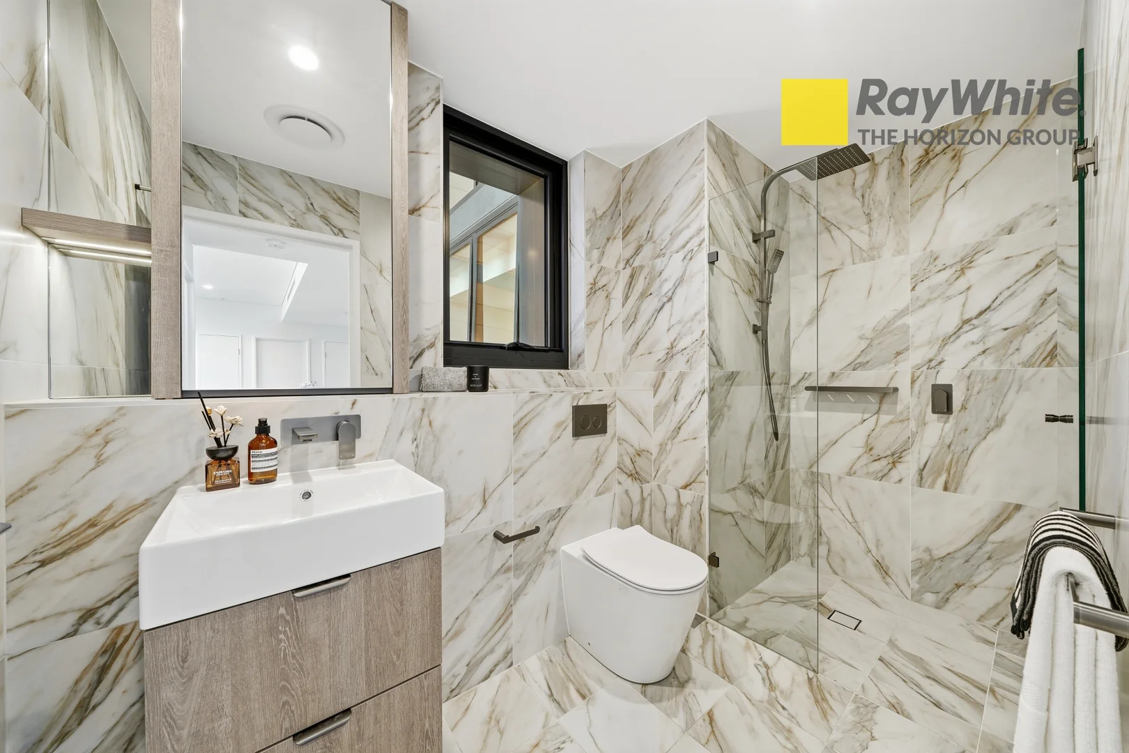 Additional image 10 of 1007/8 Hinchcliffe Place, Zetland NSW 2017