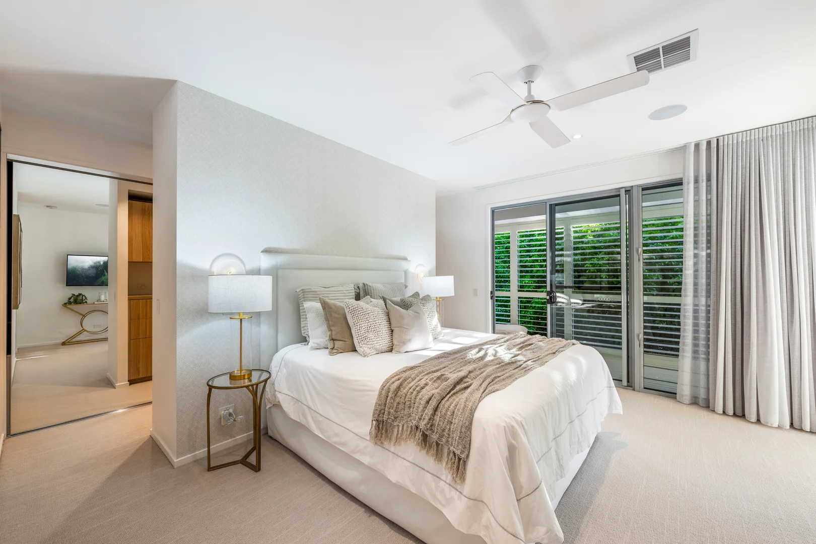 Additional image 19 of 1 Lake Edge Dr, Noosa Heads QLD 4567
