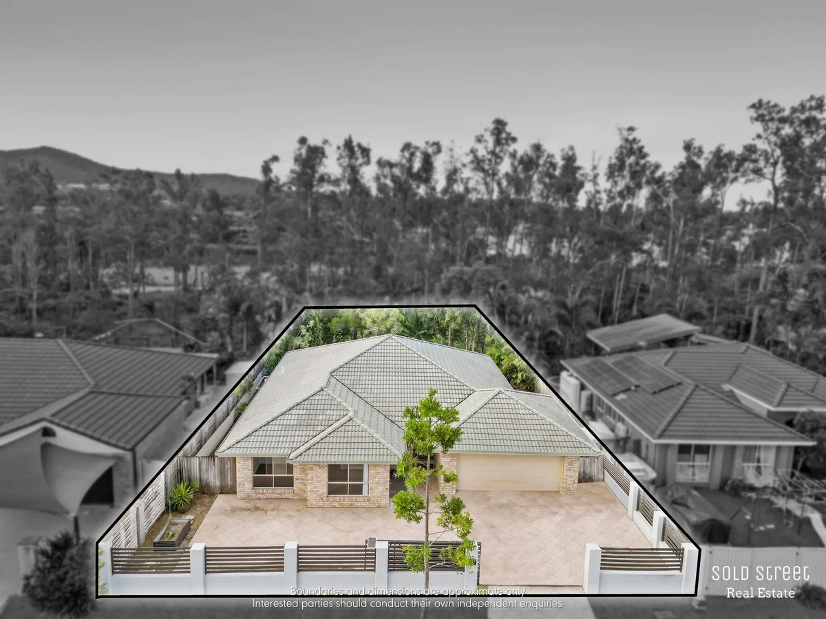 13 Waverley Park Close, Oxenford QLD 4210