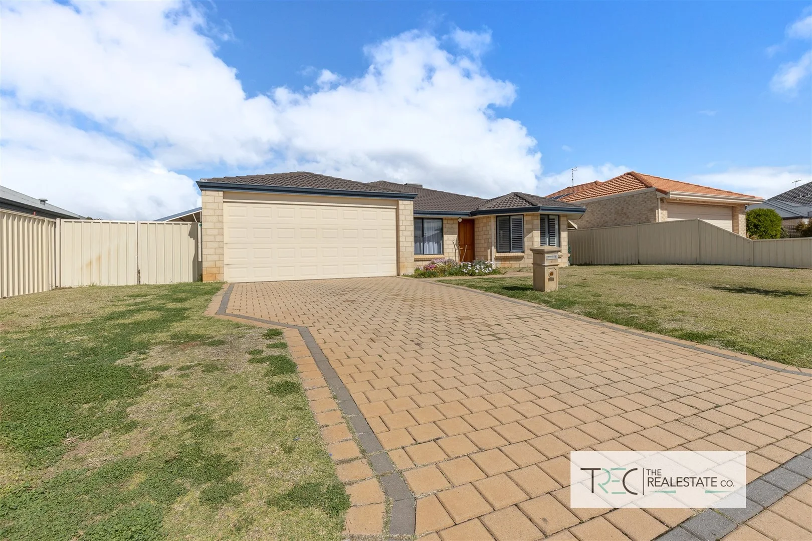 11 Podman Turn, Madora Bay WA 6210