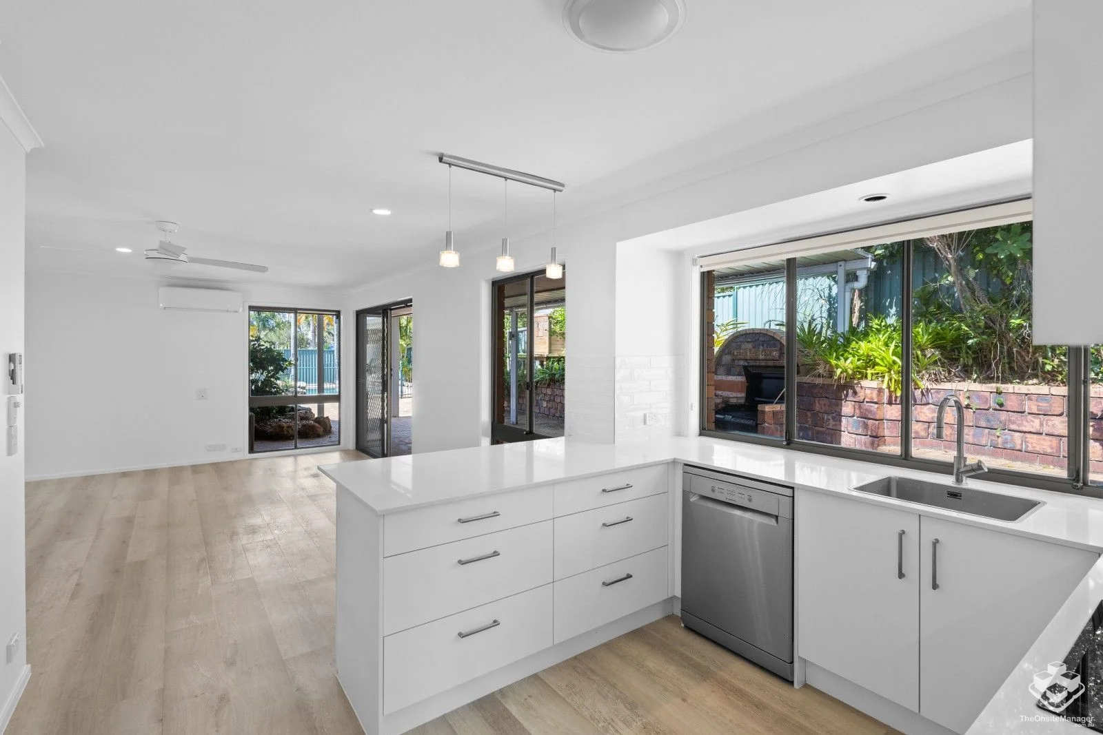 Additional image 6 of 4 Berri Place, Helensvale QLD 4212