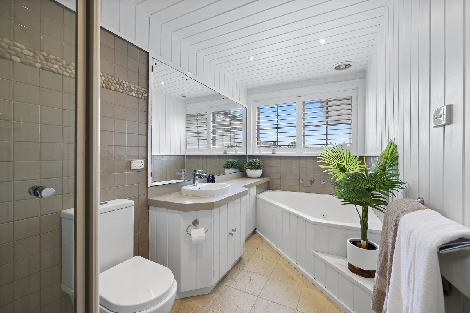 Additional image 15 of 4 Southern Road, Mentone VIC 3194