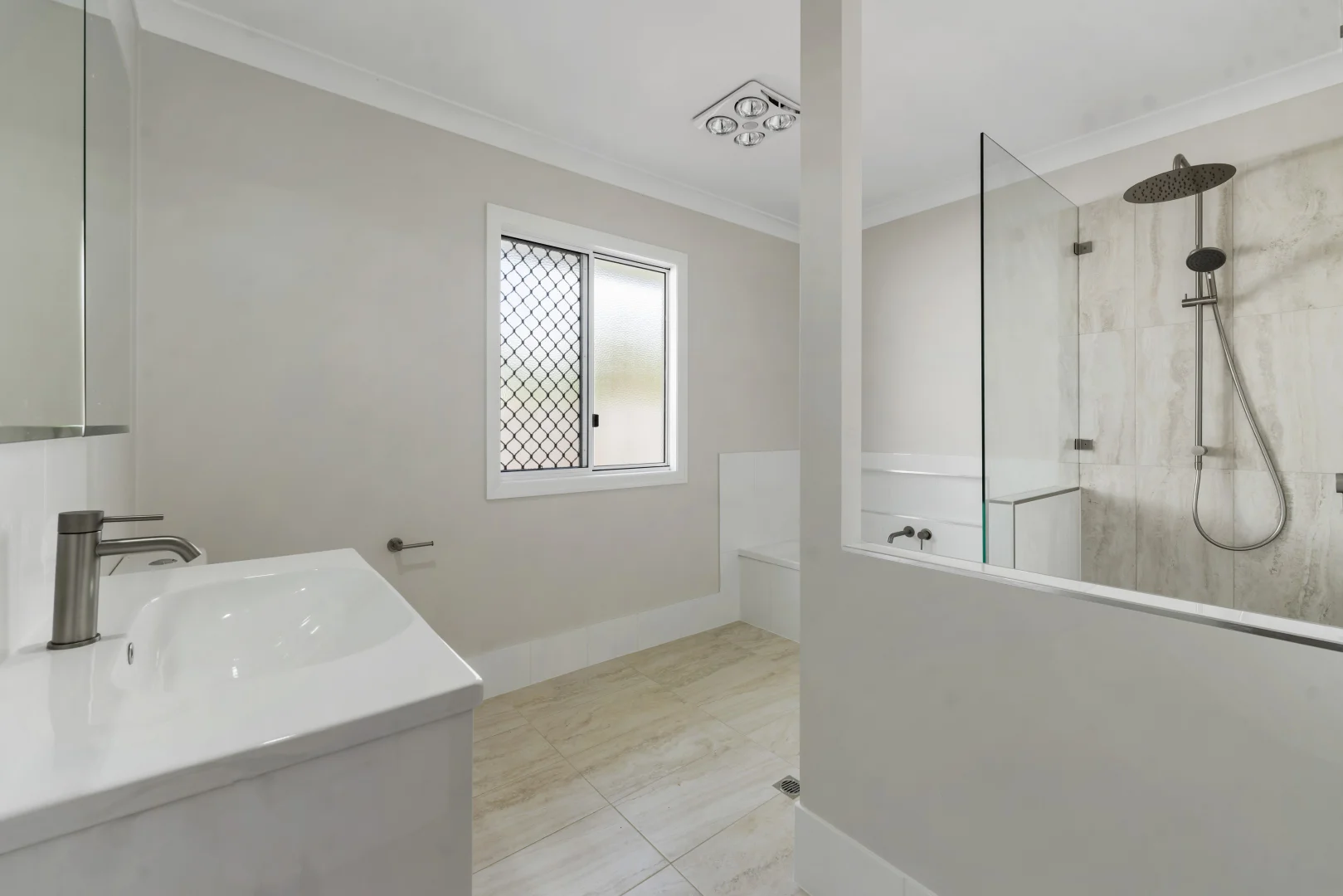 Additional image 11 of 238A Herries Street, Newtown QLD 4350