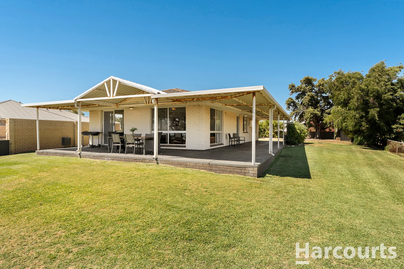 Additional image 6 of 18 Halls Head Parade, Halls Head WA 6210