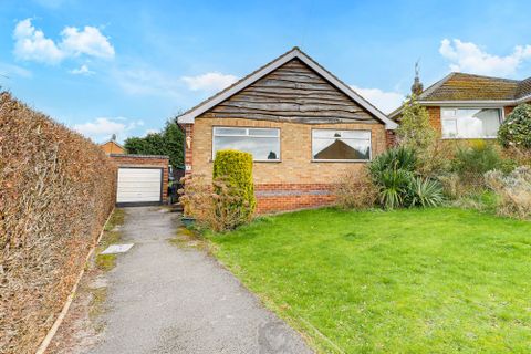 Gresham Gardens, Woodthorpe NG5
