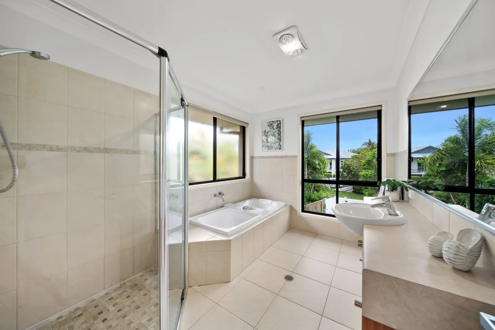 Additional image 32 of 27 Brittany Drive, Oxenford QLD 4210