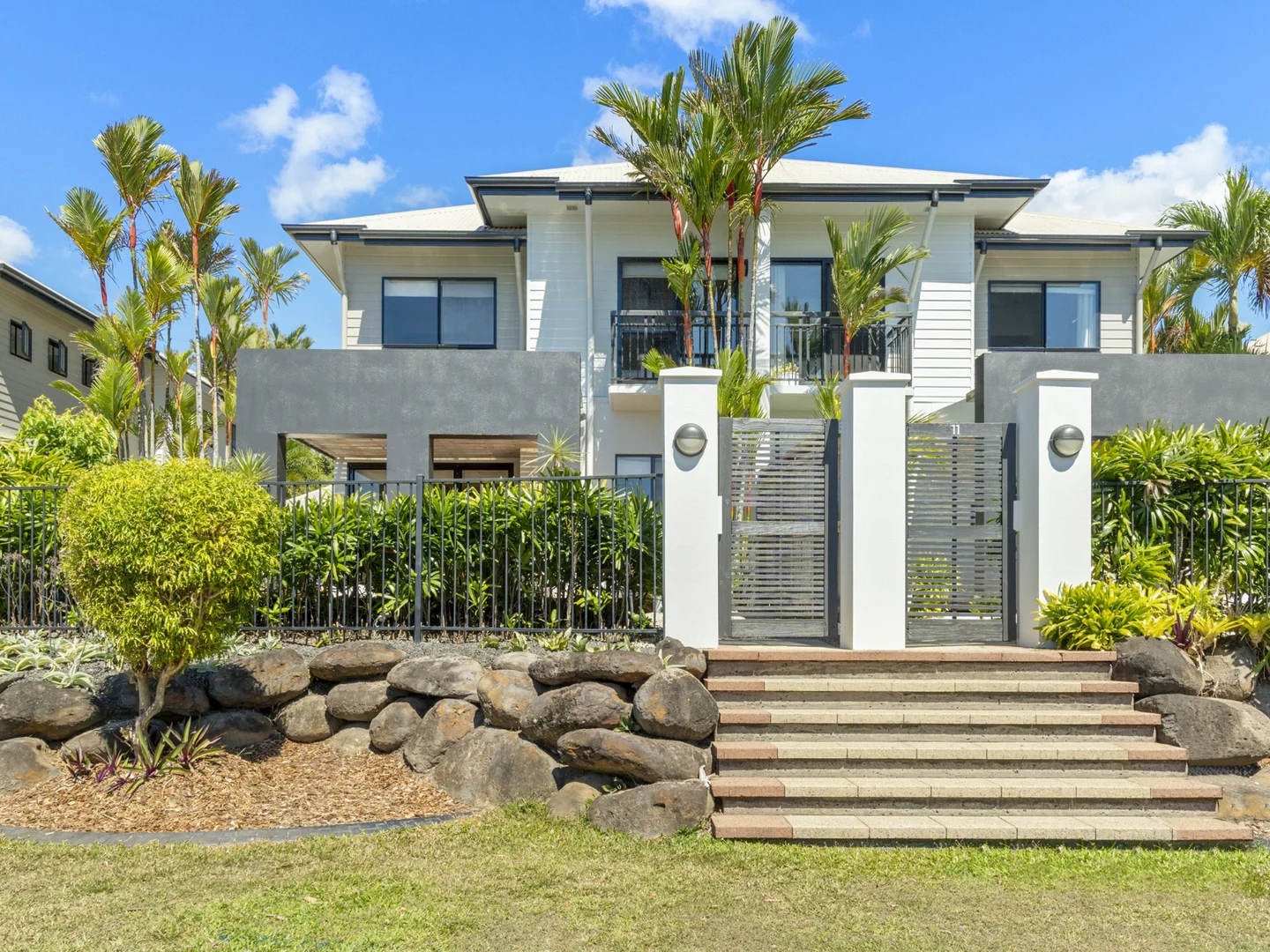 Additional image 27 of 12/5-7 Arlington Esplanade, Clifton Beach QLD 4879
