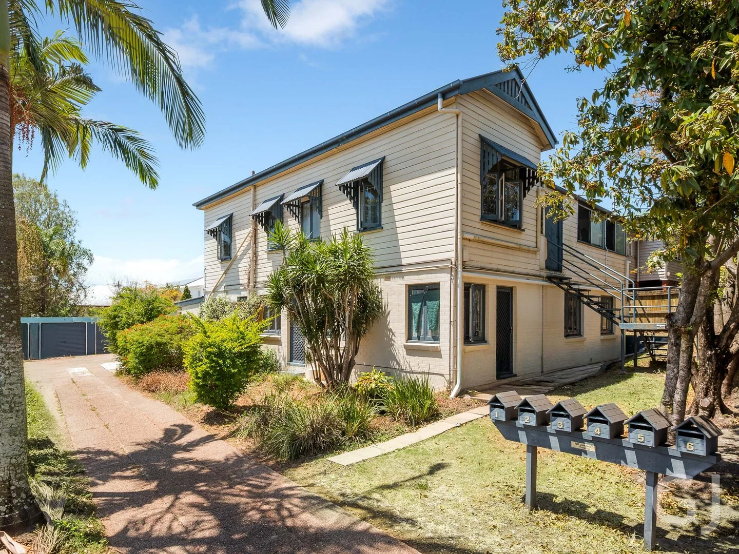 115 Days Road, Grange QLD 4051