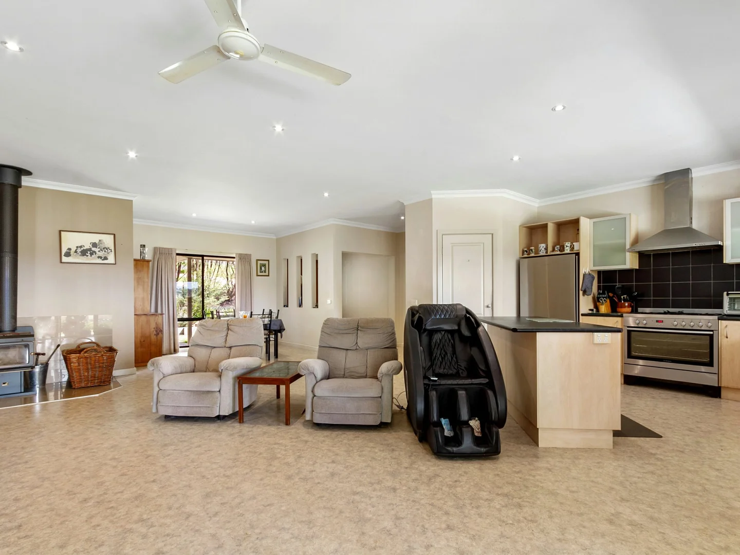 Additional image 5 of 21 Ronwin Court, Granite Rock VIC 3875