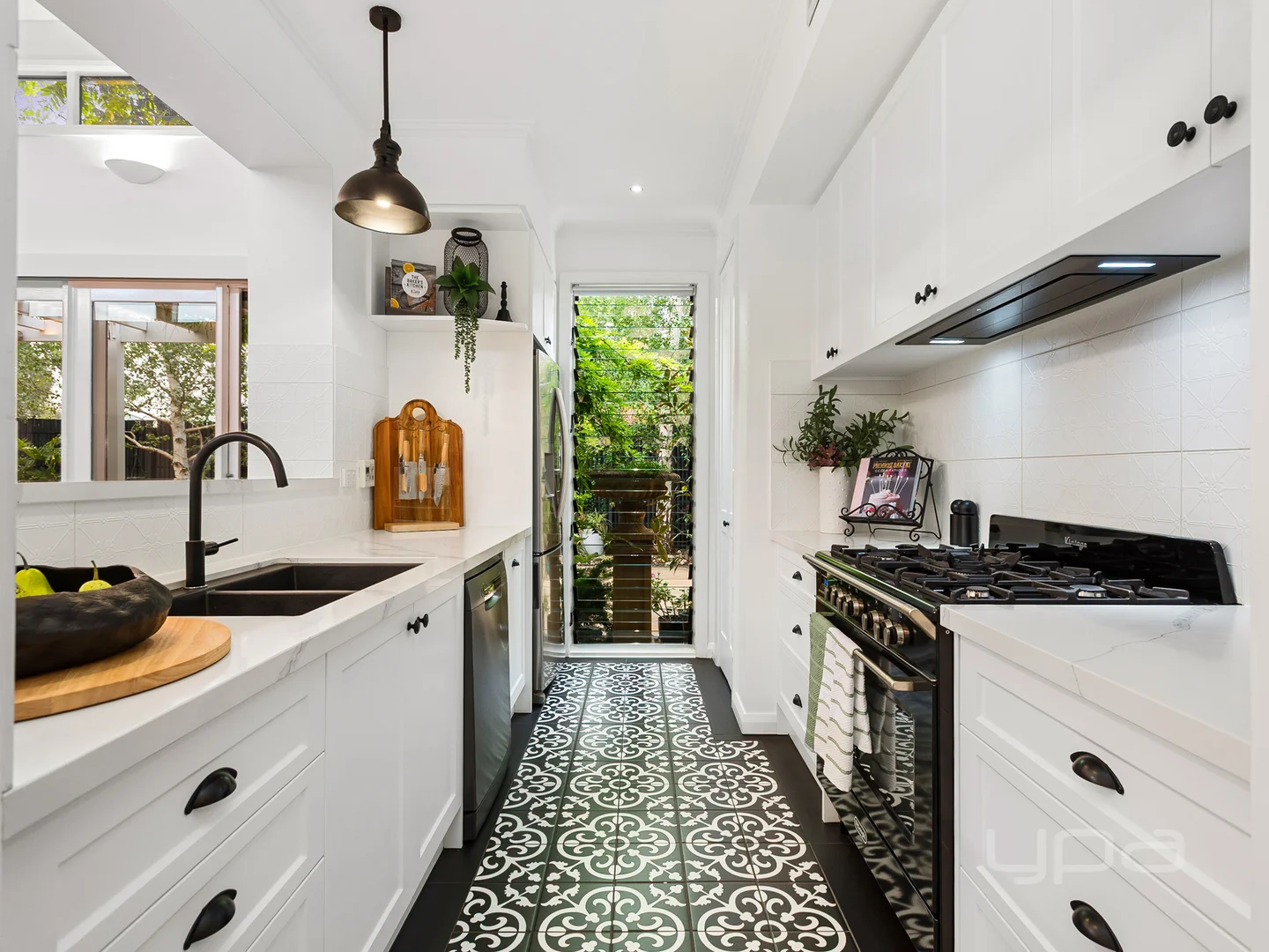 Additional image 11 of 6 Royston Court, Brookfield VIC 3338