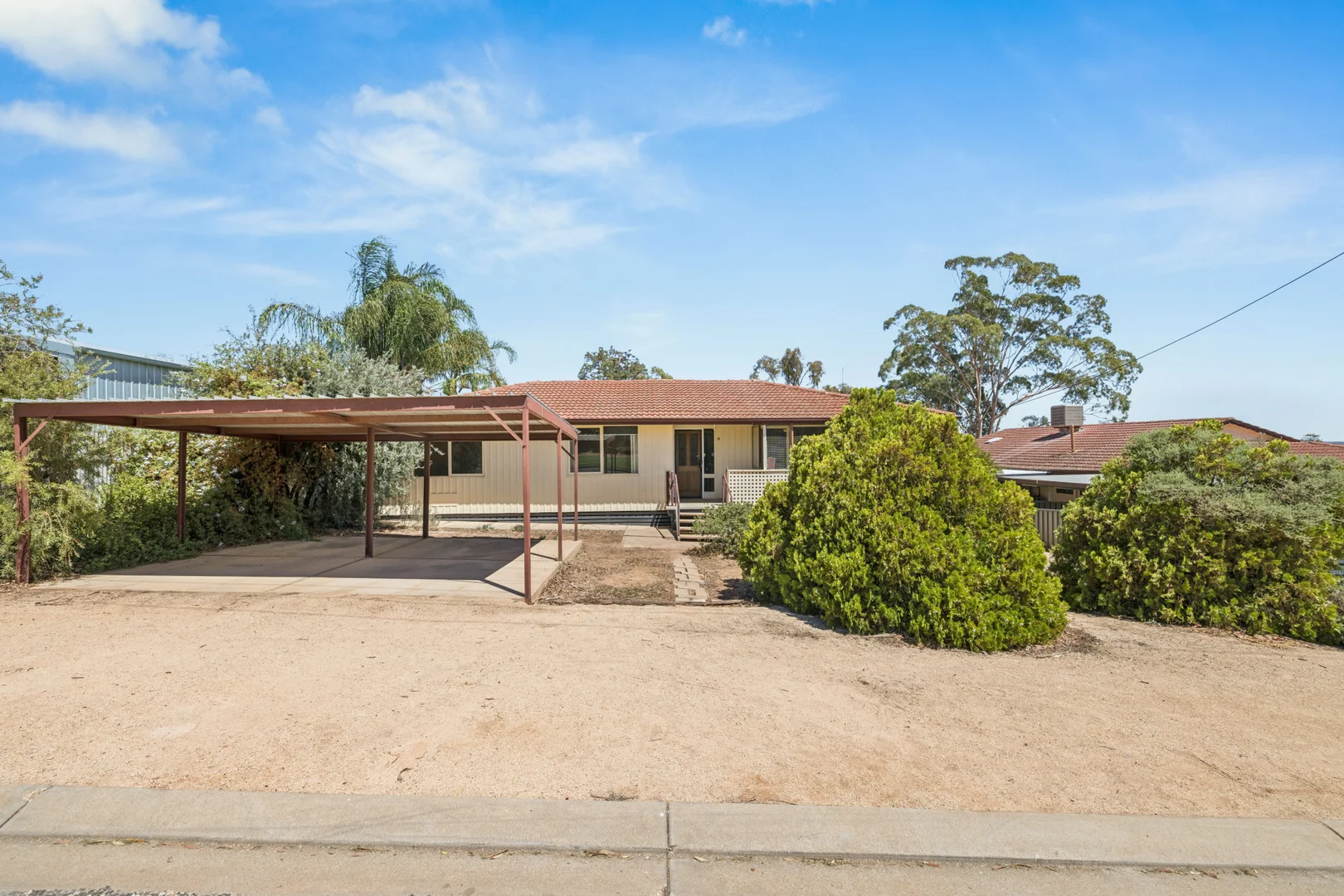 Additional image 2 of 8 View Street., Loxton SA 5333