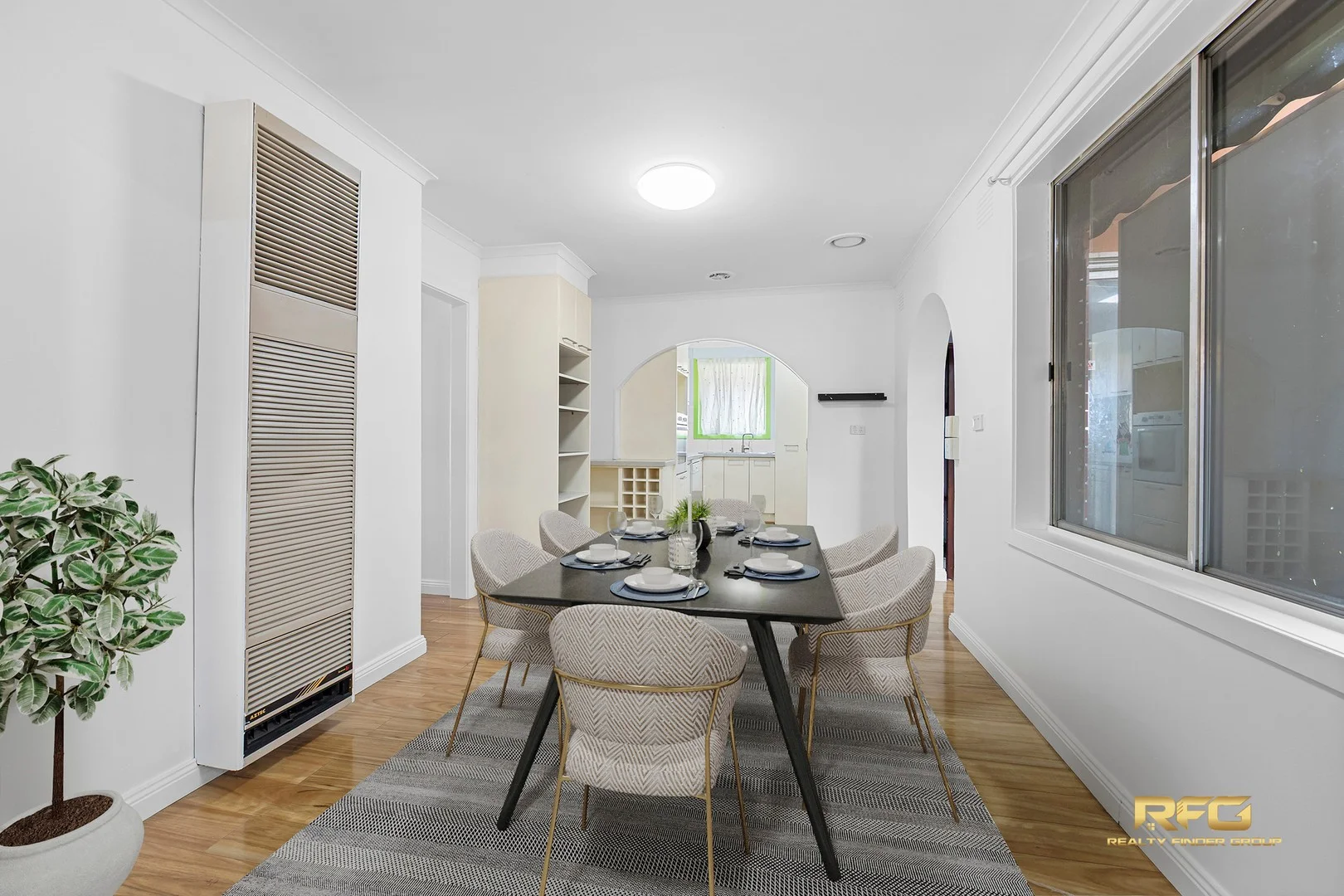 1/21 Reaburn Ave, St Albans VIC 3021