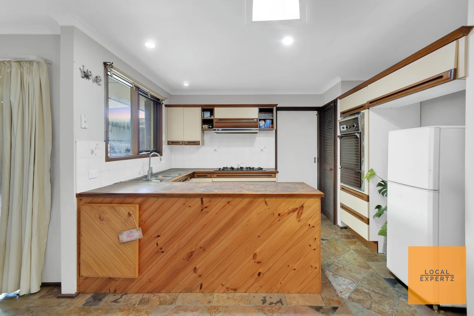 Additional image 3 of 86 Coburns Road, Melton South VIC 3338
