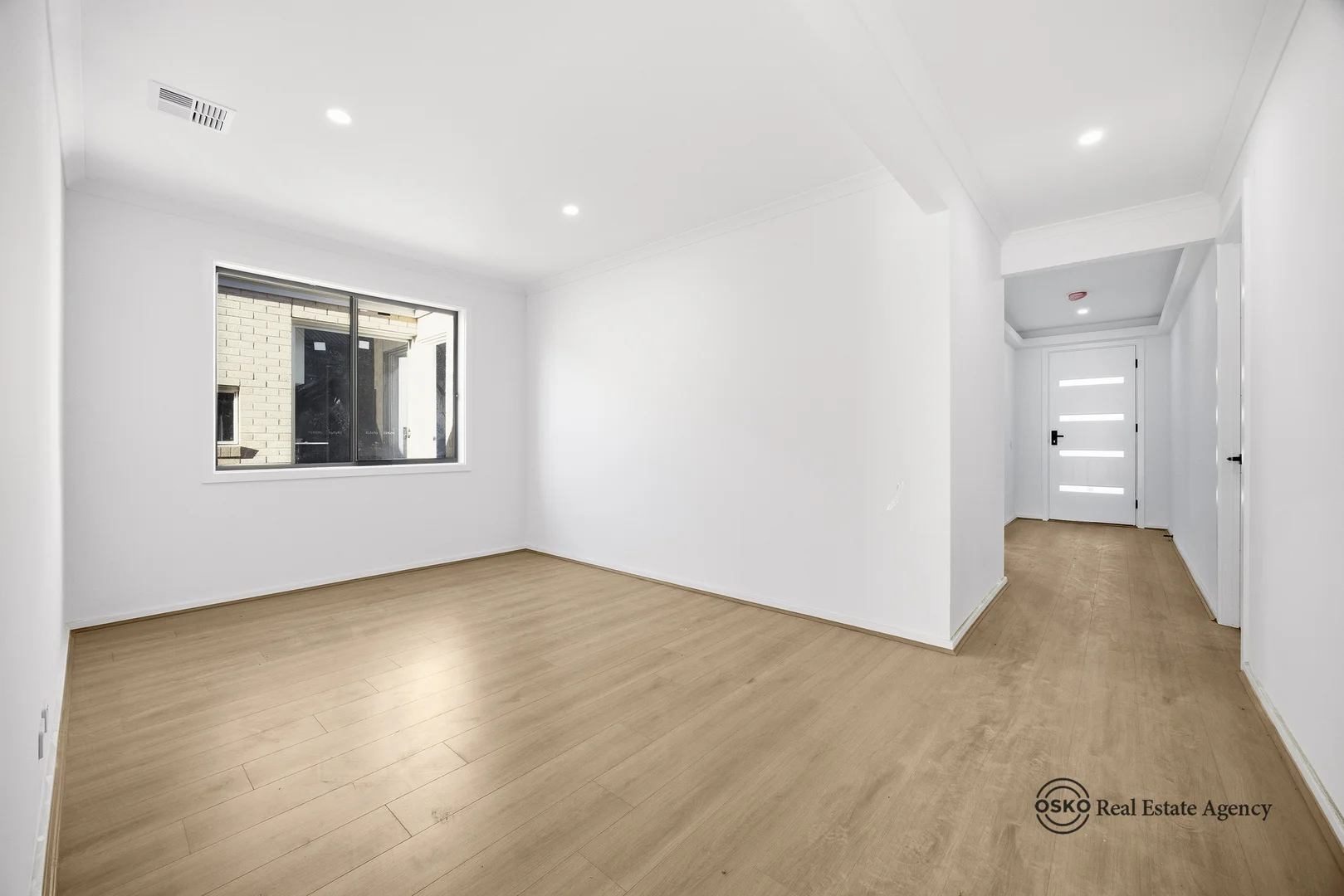 Additional image 8 of 11 Momil Road, Mount Cottrell VIC 3024