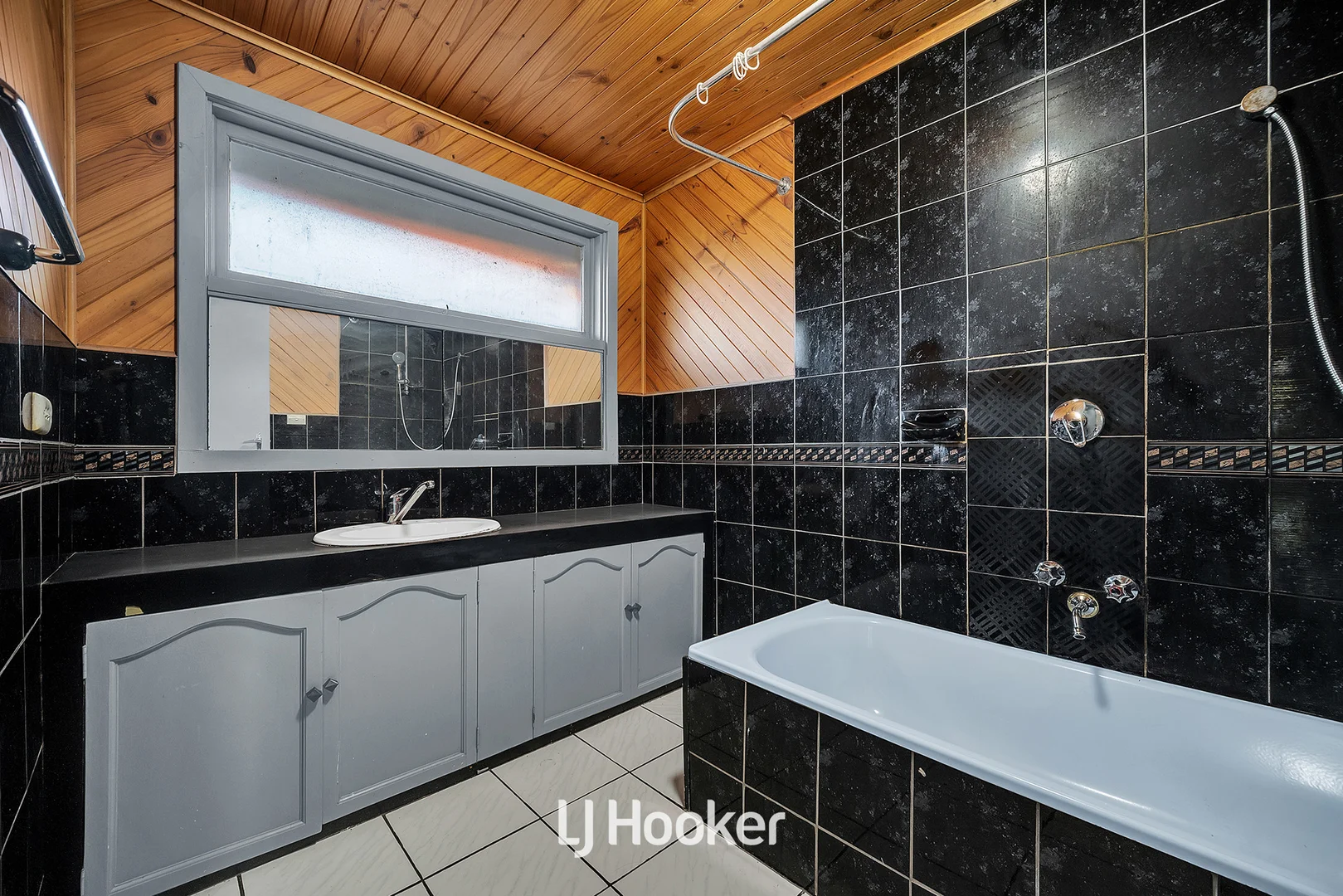 Additional image 8 of 1 Wyton Court, Springvale South VIC 3172