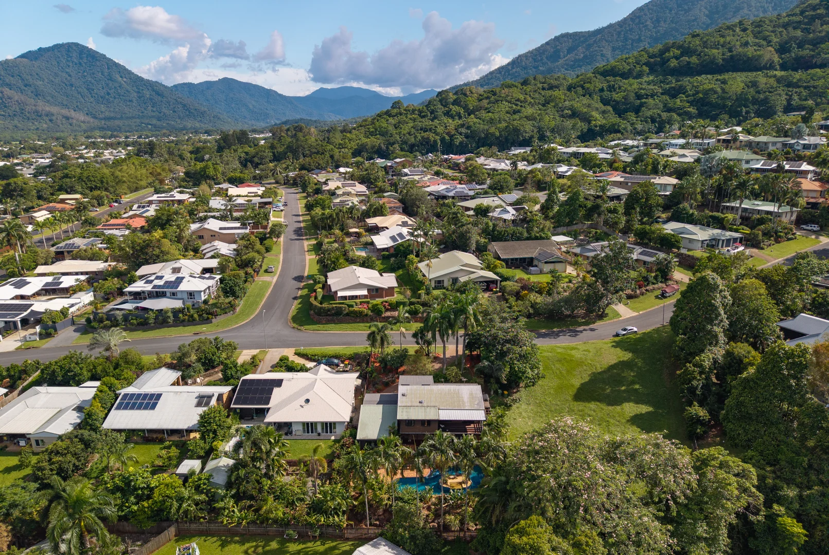 Additional image 17 of 14 Eugenia Crescent, Redlynch QLD 4870