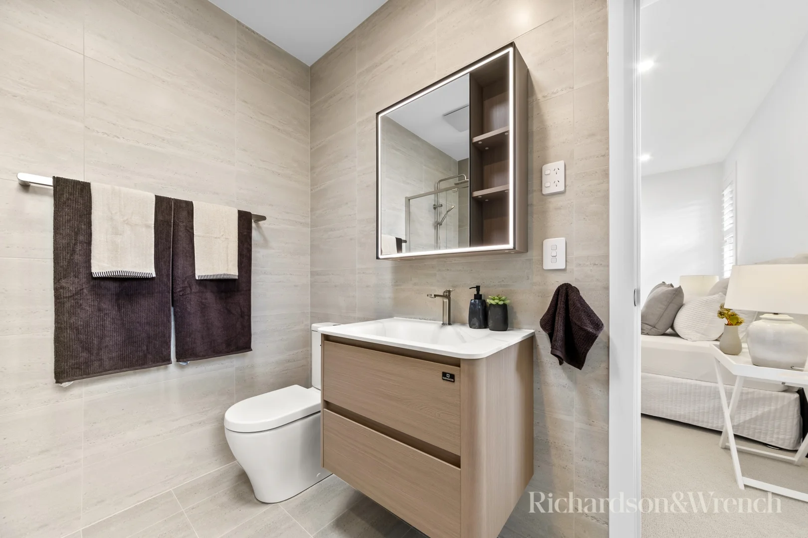 Additional image 8 of 3&4/48-50 Gallipoli Avenue, Blackwall NSW 2256