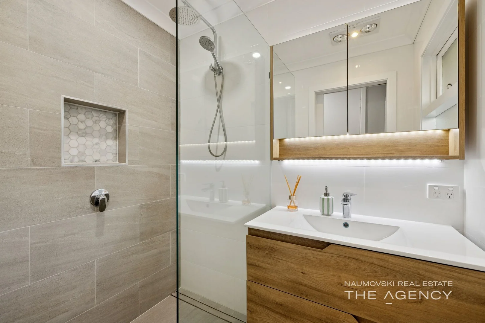 Additional image 16 of 18 Curtis Way, Girrawheen WA 6064