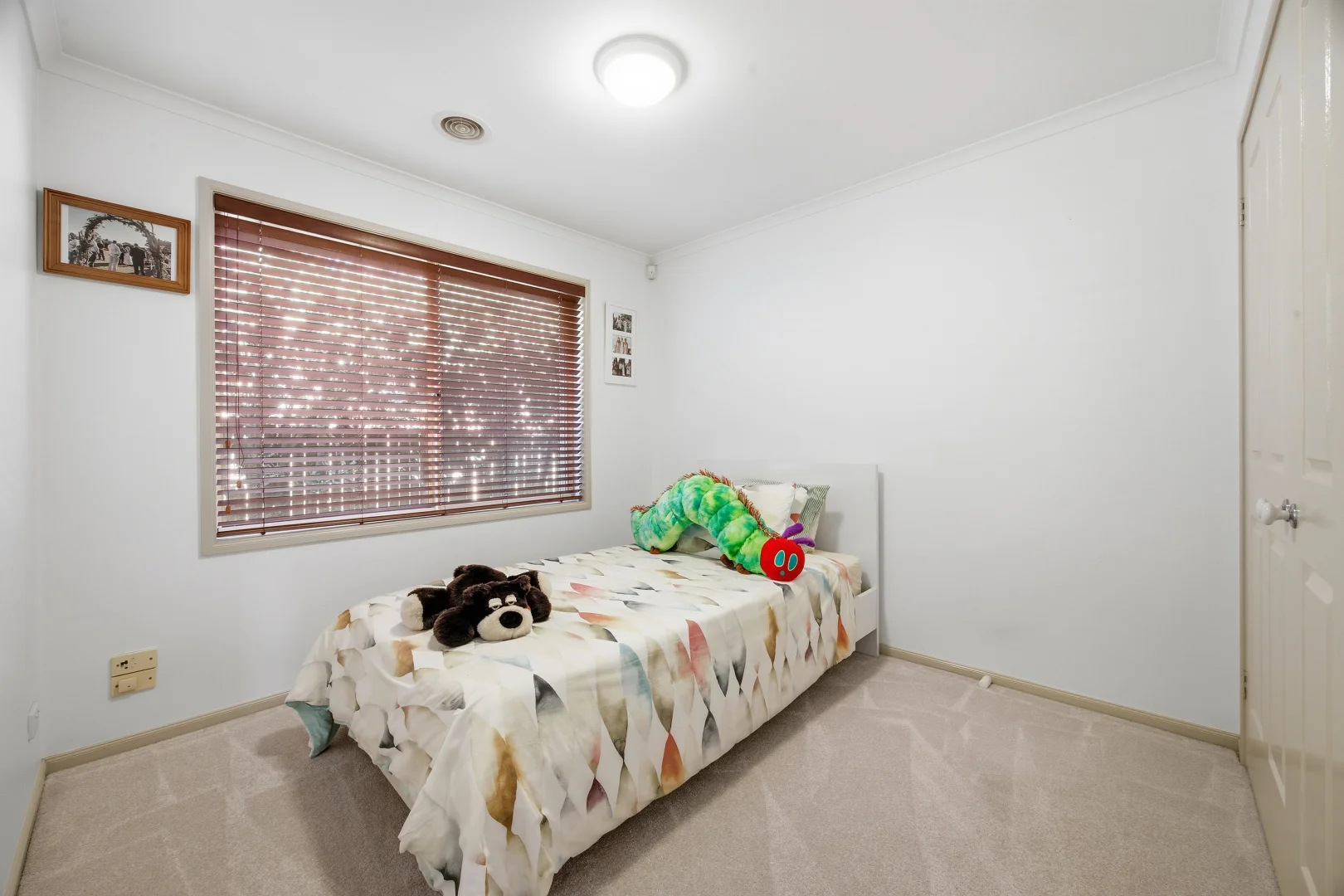 Additional image 14 of 10 Parkview Crescent, Jerrabomberra NSW 2619