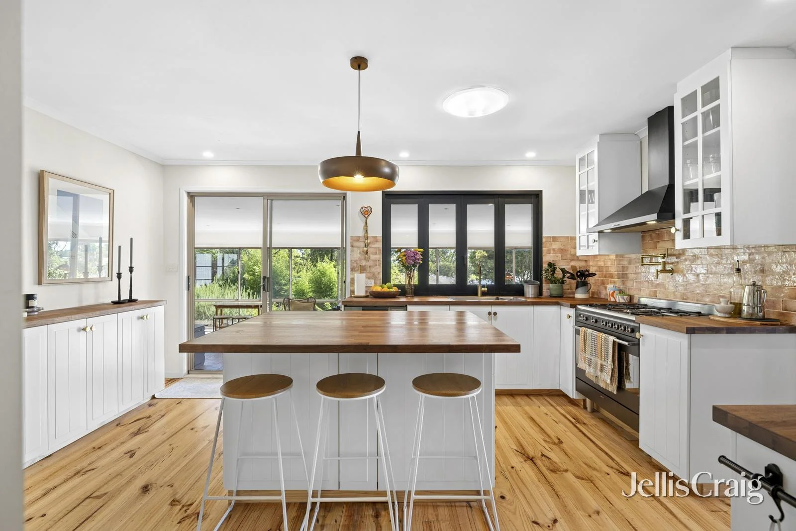 Additional image 10 of 5 Julie Court, Woodend VIC 3442