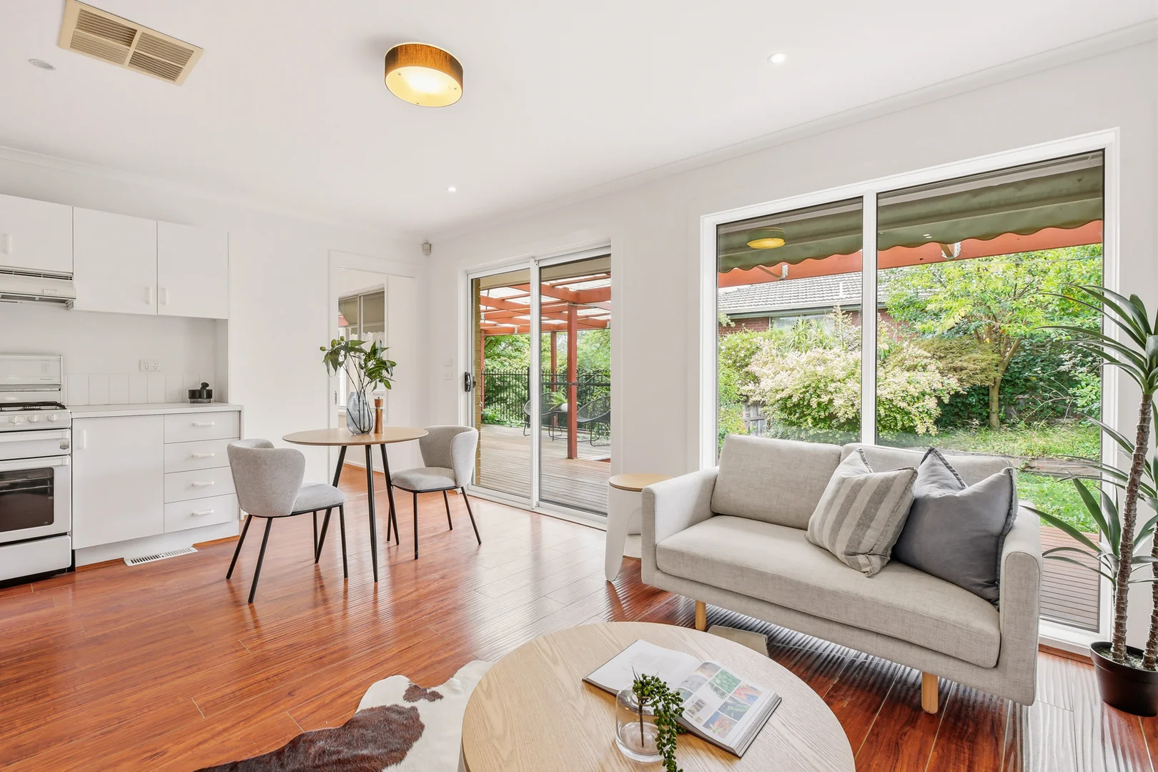 Additional image 15 of 18 Norfolk Circuit, Doncaster VIC 3108