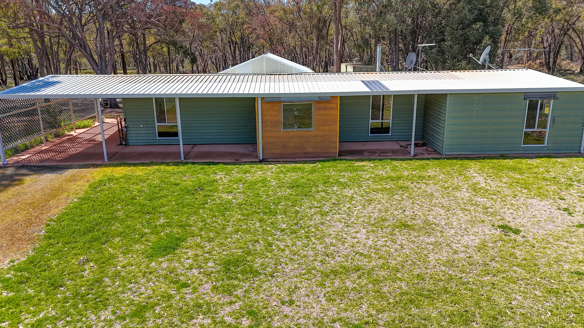 Additional image 25 of The Lakes, 598 Wariin Road, Woottating WA 6562