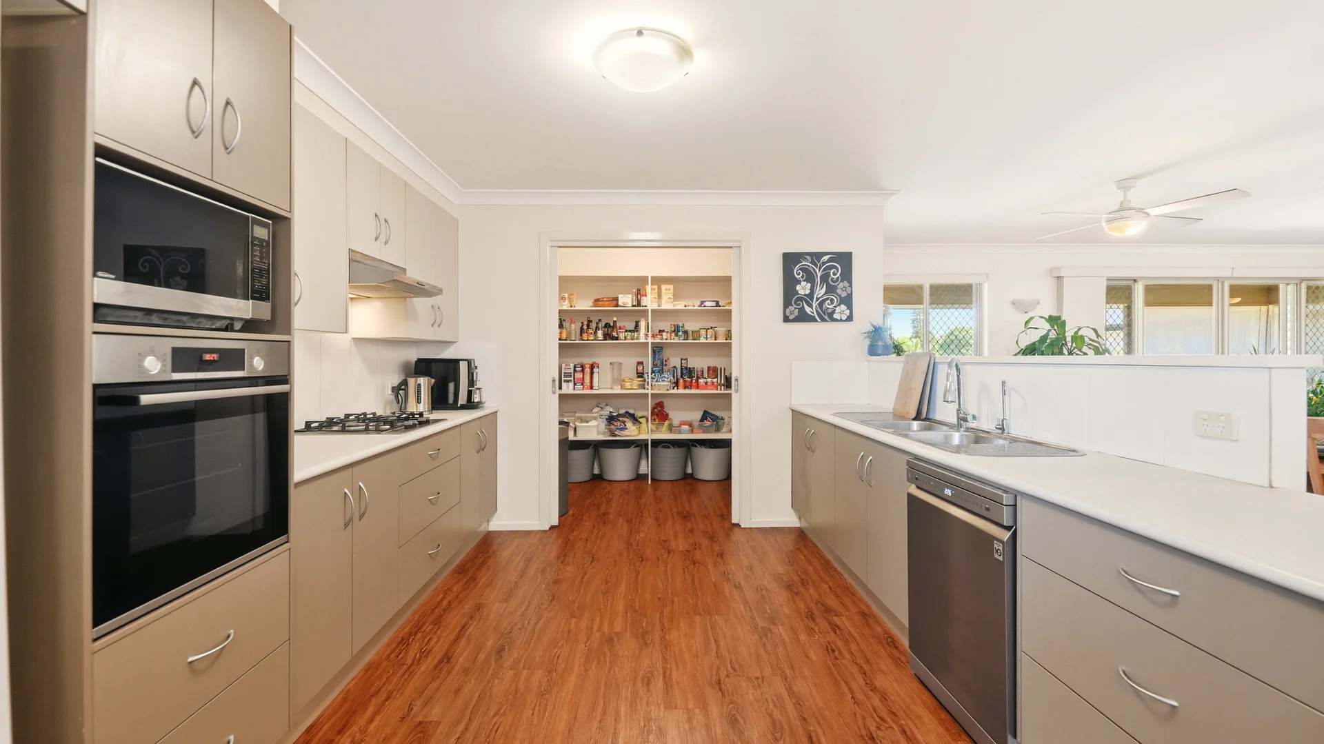 Additional image 7 of 30 Mark Close, Grafton NSW 2460