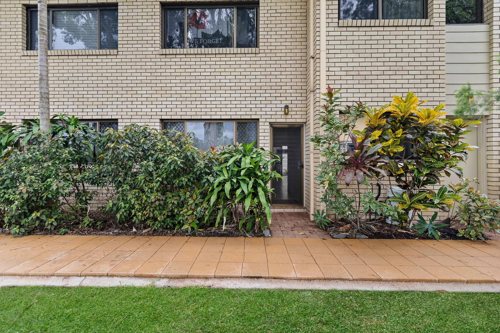 Additional image 2 of 1/21-31 Poinciana Street, Holloways Beach QLD 4878