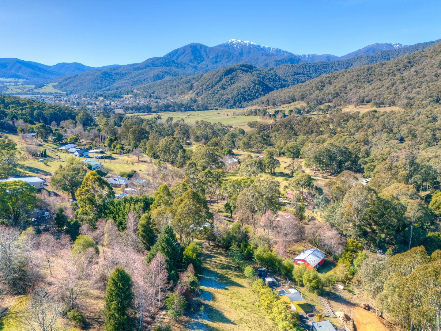 198 Simmonds Creek Road, Tawonga South VIC 3698