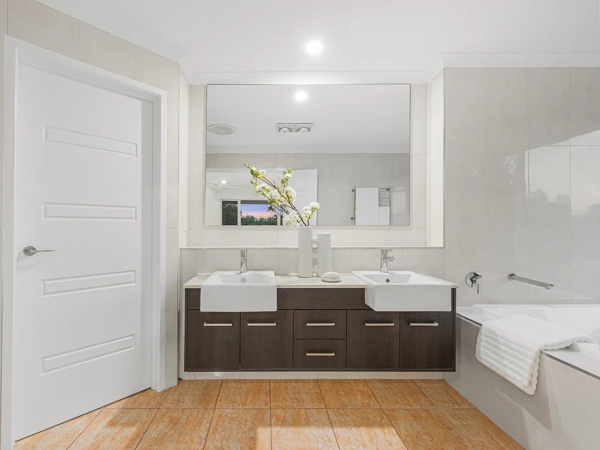 Additional image 17 of 53 Sinnamon Road, Sinnamon Park QLD 4073