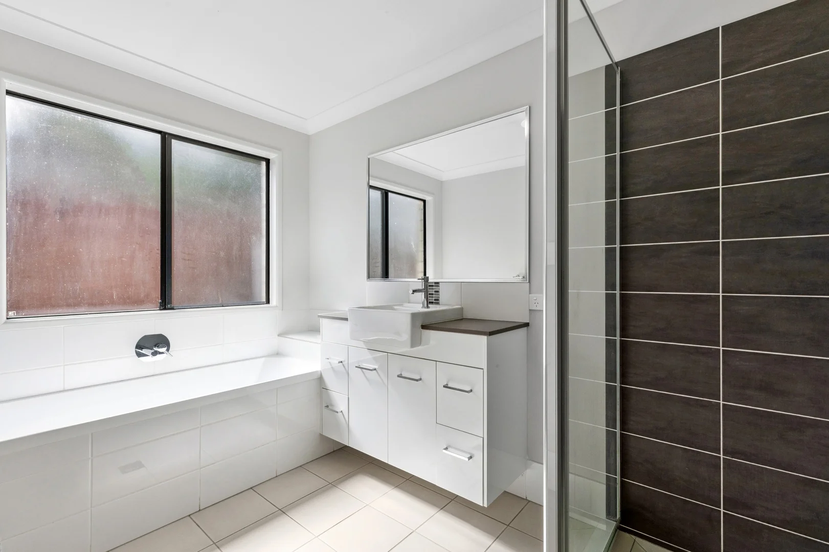 Additional image 8 of 2/21 Sapphire Drive, Nambour QLD 4560