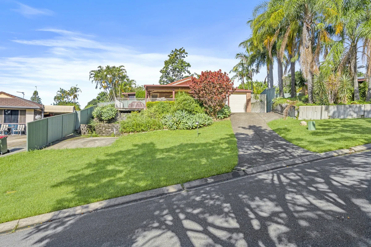 10 Clutha Court, Highland Park QLD 4211