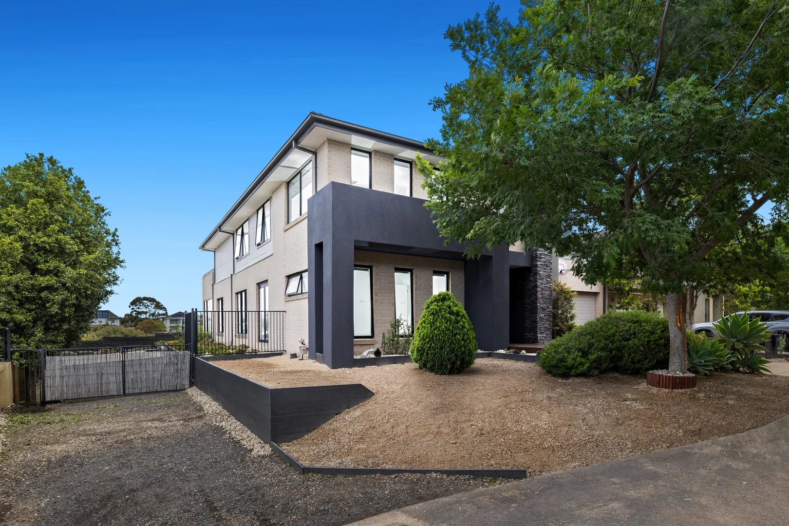 Additional image 2 of 45 Vaucluse Boulevard, Sanctuary Lakes VIC 3030