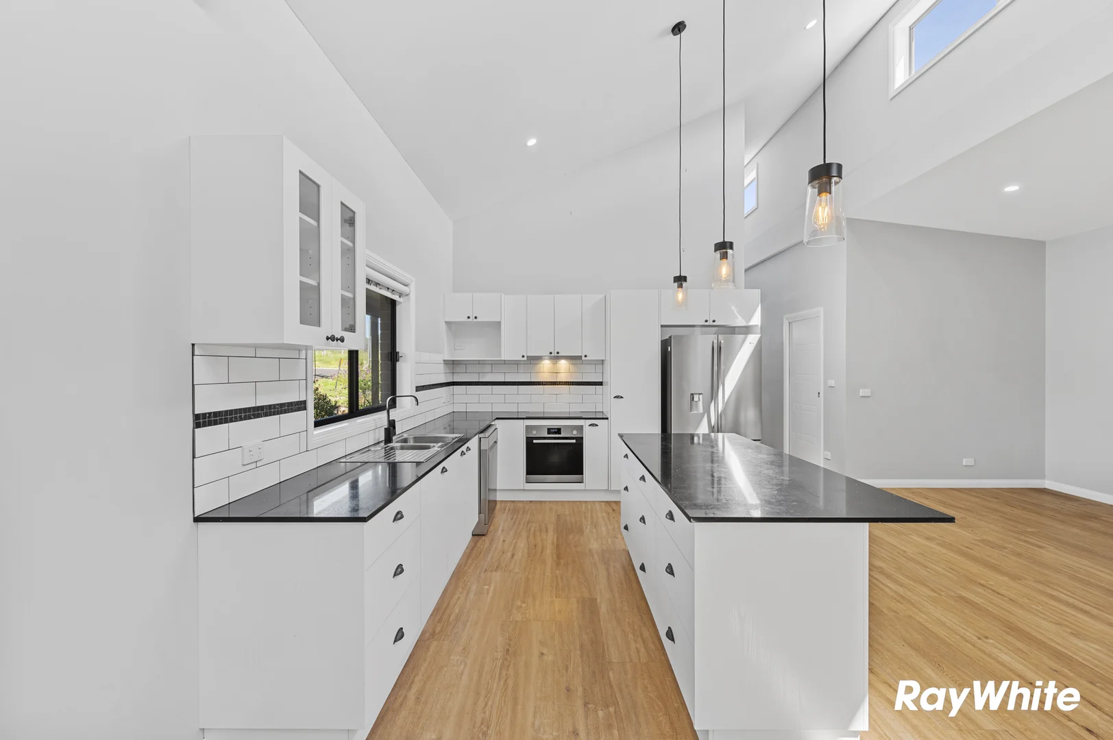 Additional image 4 of 186 Vulcan Street, Moruya NSW 2537