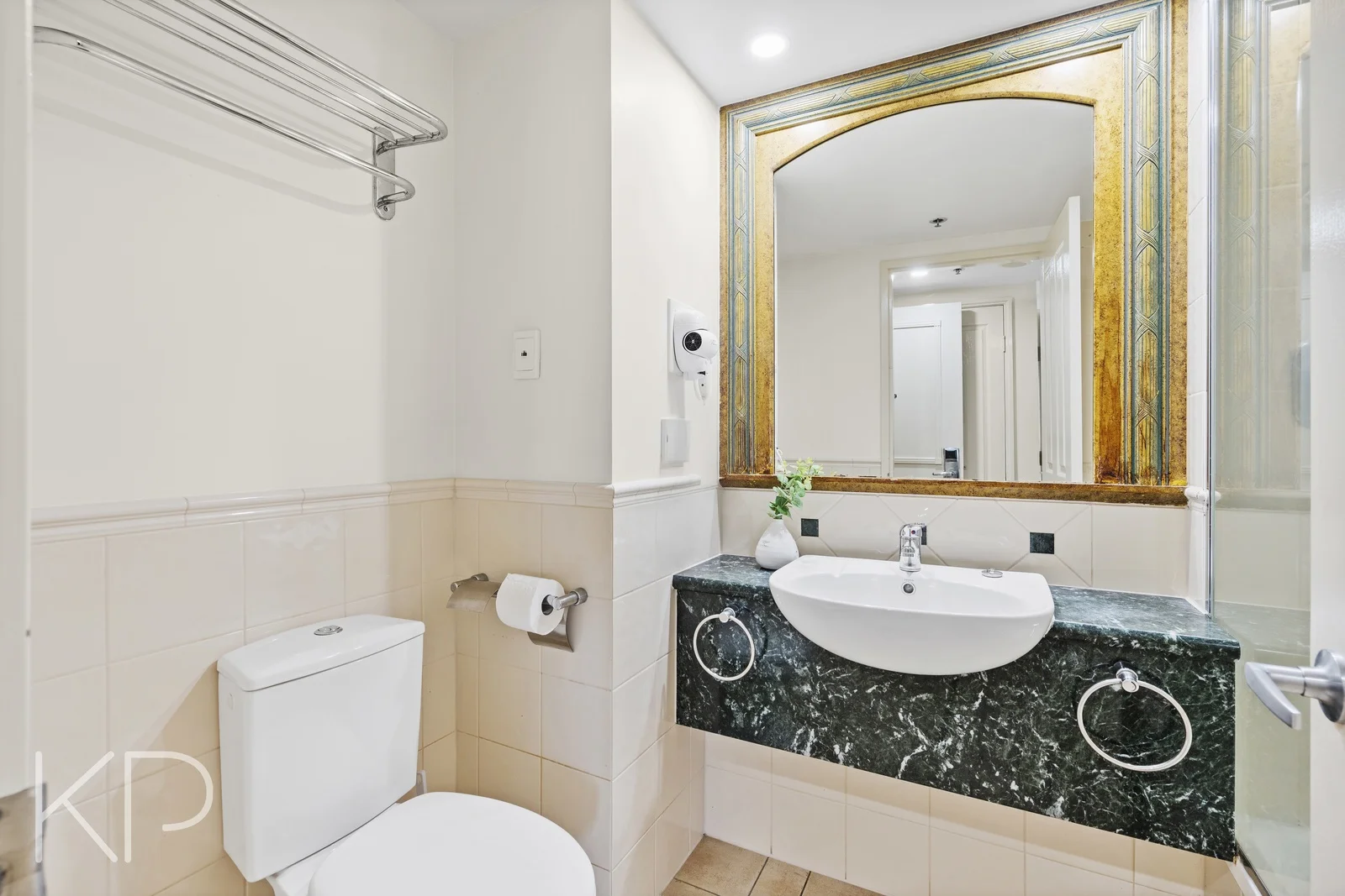 Additional image 10 of 907 & 908/25 Laycock Street, Surfers Paradise QLD 4217