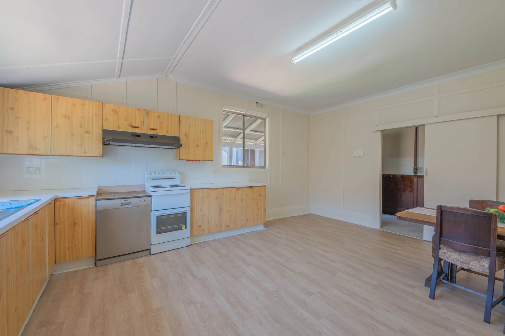 Additional image 28 of 46 Court Street, West Wyalong NSW 2671