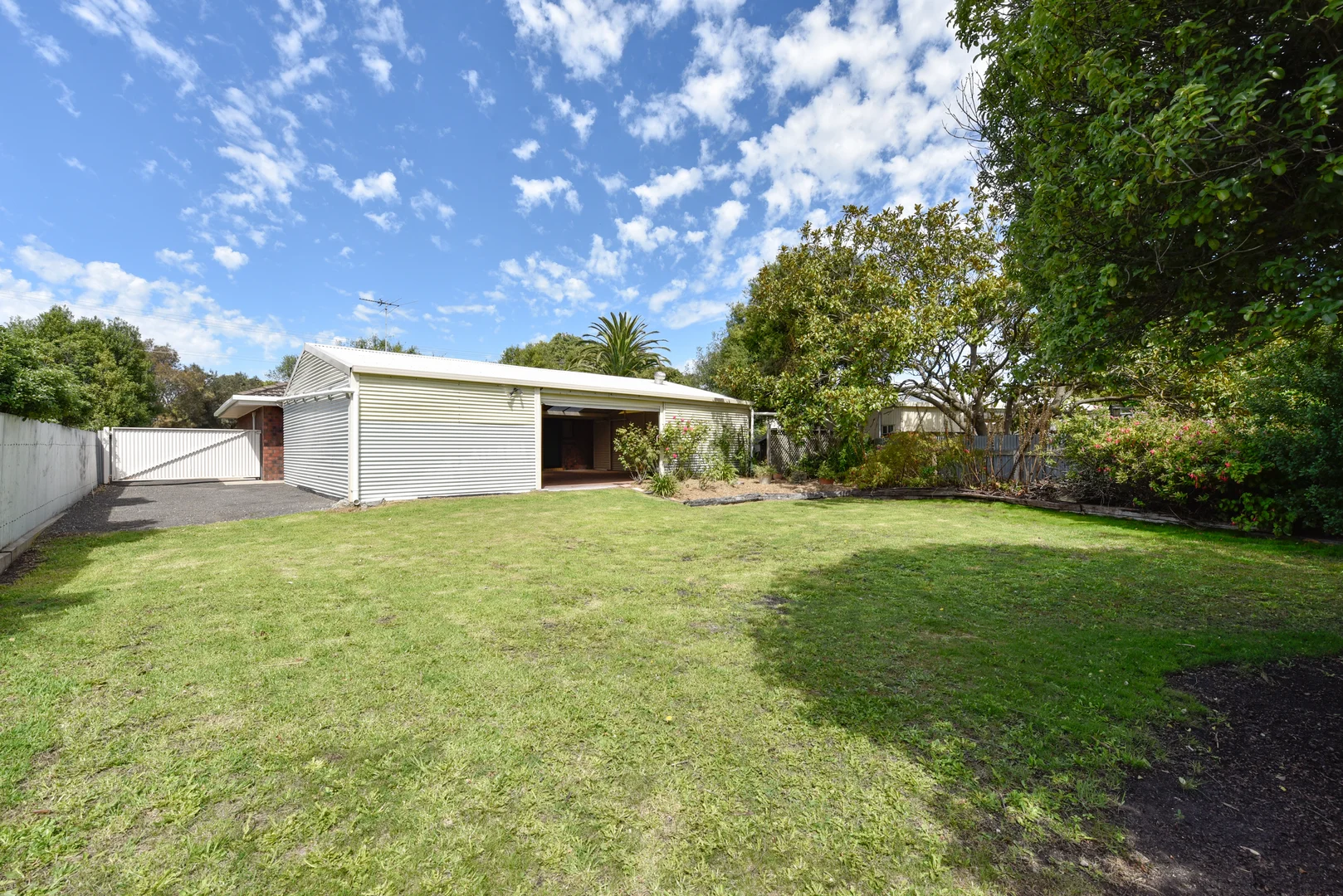 Additional image 18 of 11 Adelaide Road, Millicent SA 5280