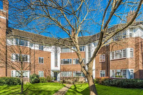 St. Leonards Road, East Sheen SW14