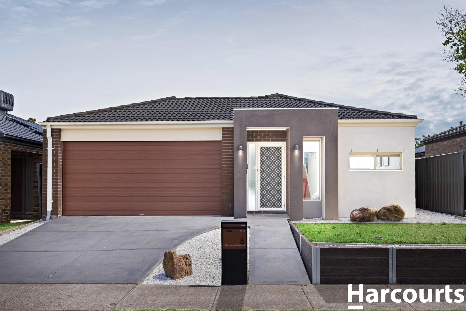 6 Ellenborough Crescent, Manor Lakes VIC 3024