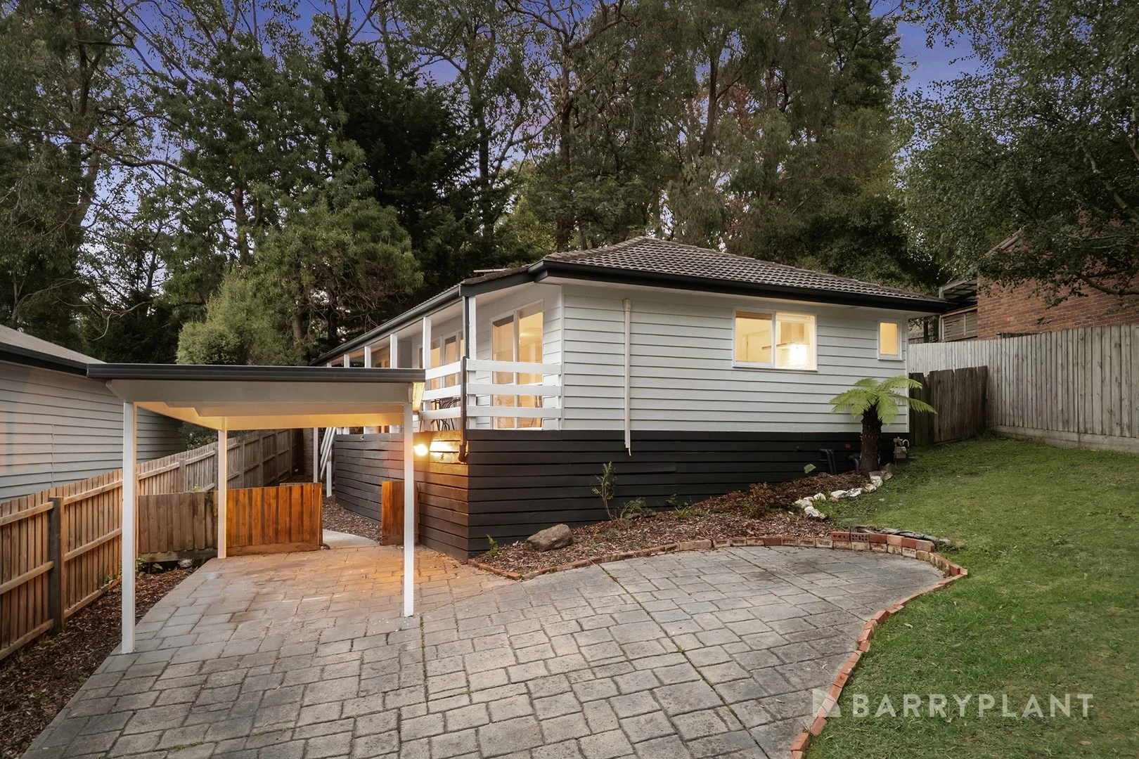 18 Mitarm Close, Mount Evelyn VIC 3796