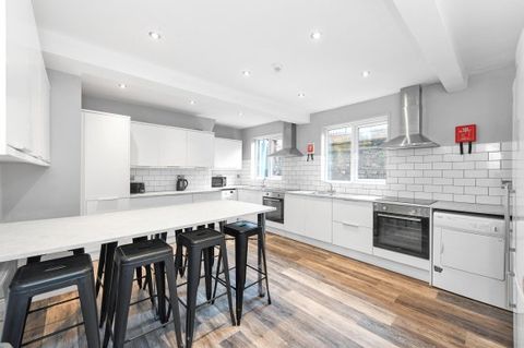 Waverley Street, Nottingham NG7