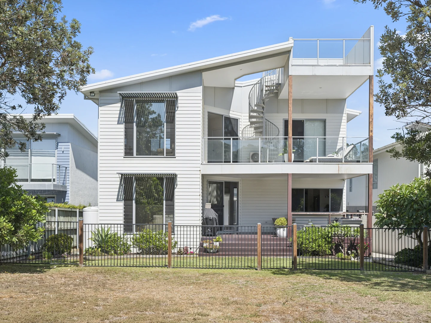Additional image 30 of 15/1 Beach Way, Sapphire Beach NSW 2450