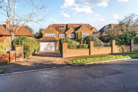 Grange Avenue, Totteridge N20