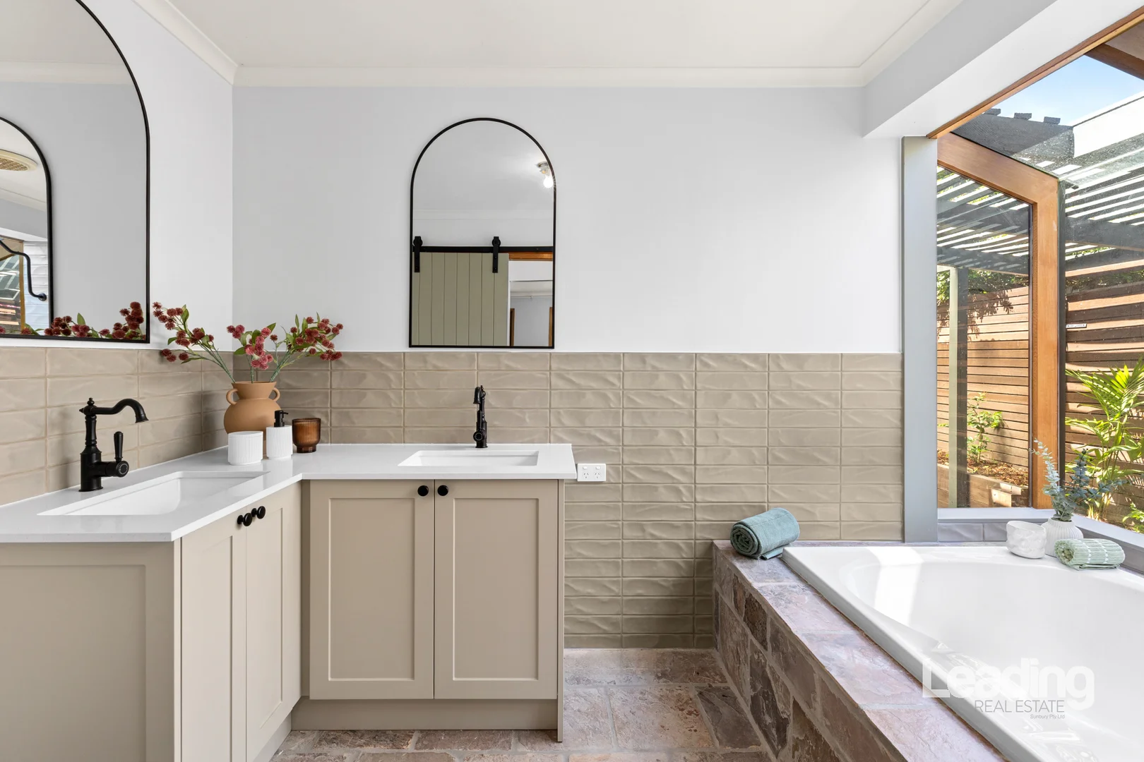 Additional image 13 of 5 Glenauburn Court, Sunbury VIC 3429