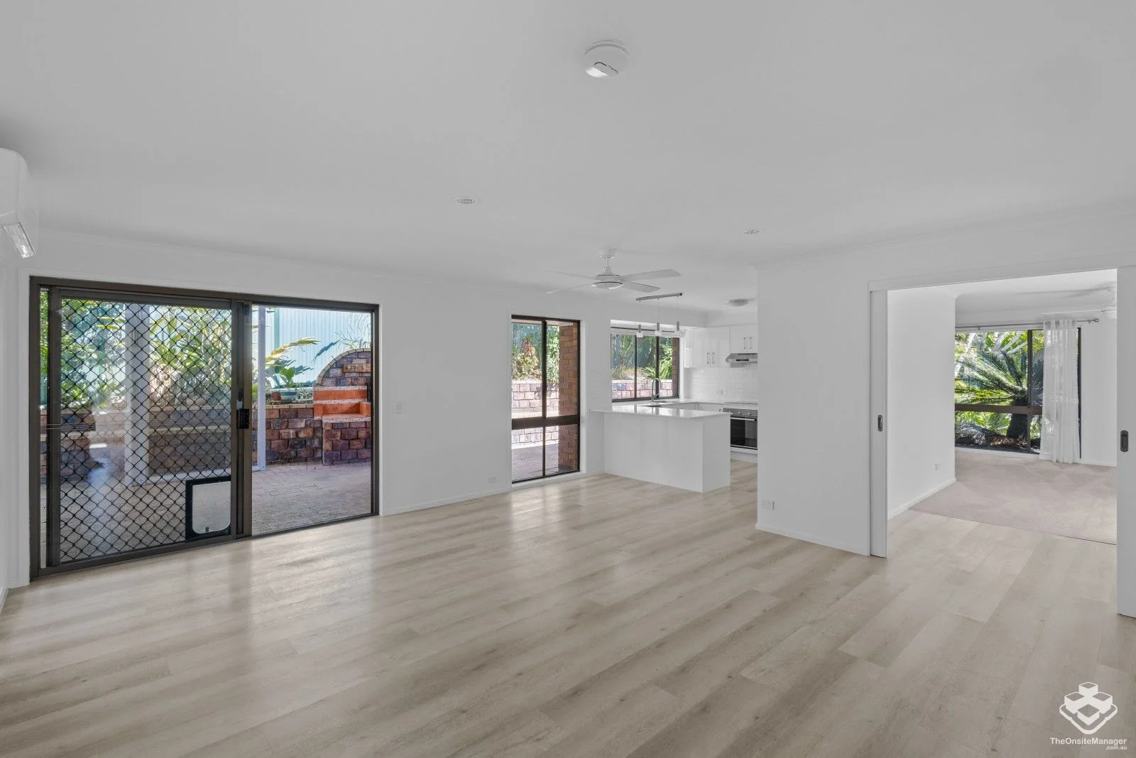 Additional image 8 of 4 Berri Place, Helensvale QLD 4212