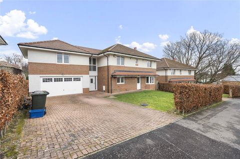 32 Hillpark Avenue, Blackhall, Edinburgh EH4