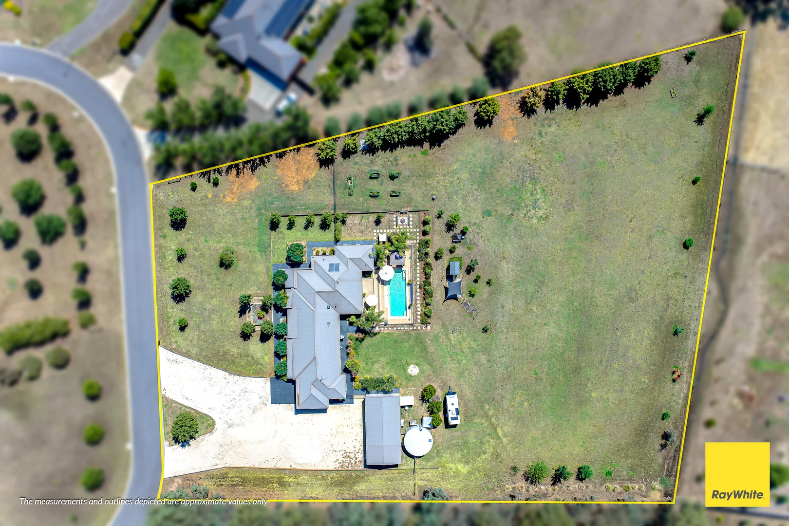 Additional image 31 of 13 Bettys Avenue, Junortoun VIC 3551